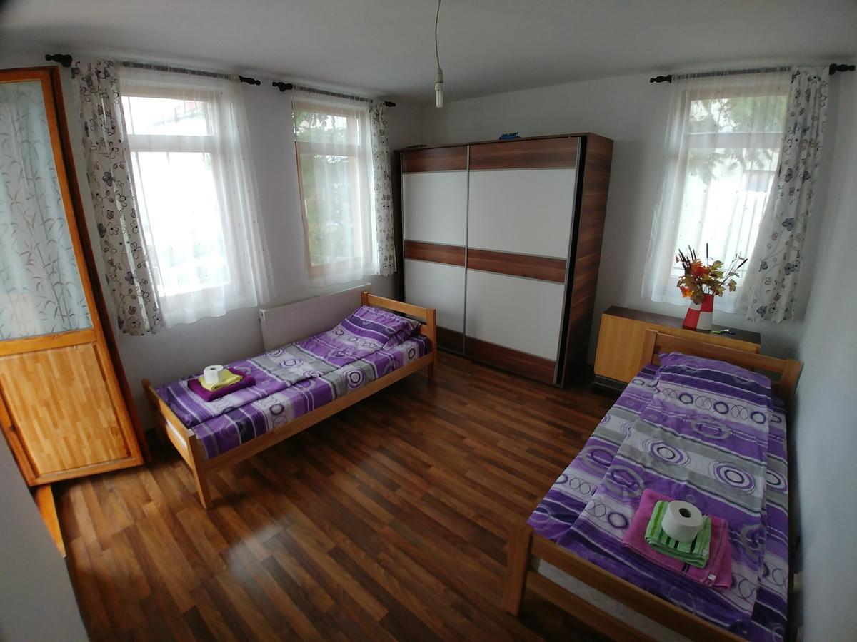 Guesthouse Ljubicica Сараево Екстериор снимка