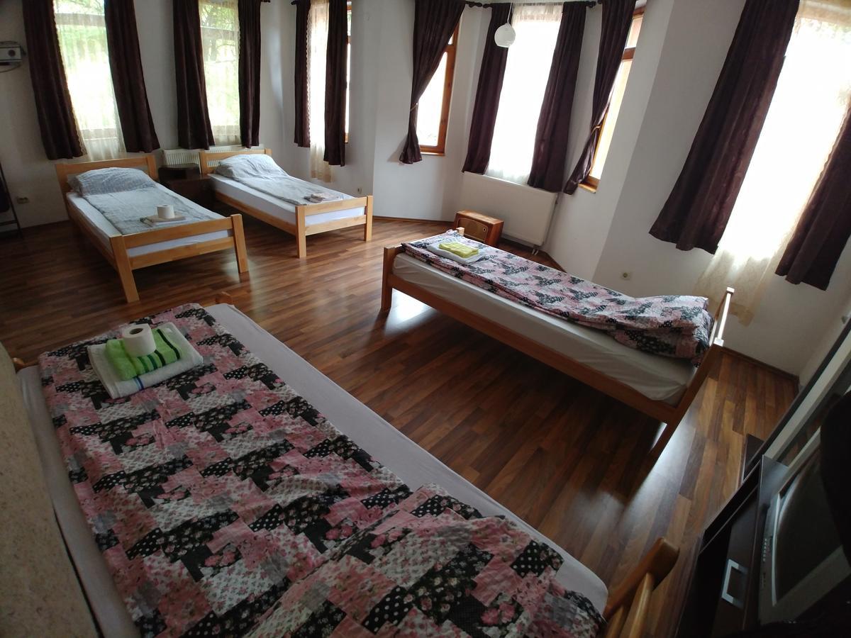 Guesthouse Ljubicica Сараево Екстериор снимка